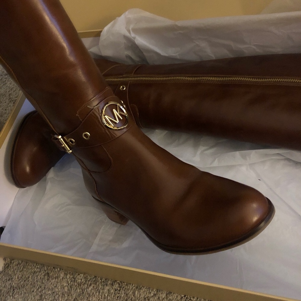 MK boots